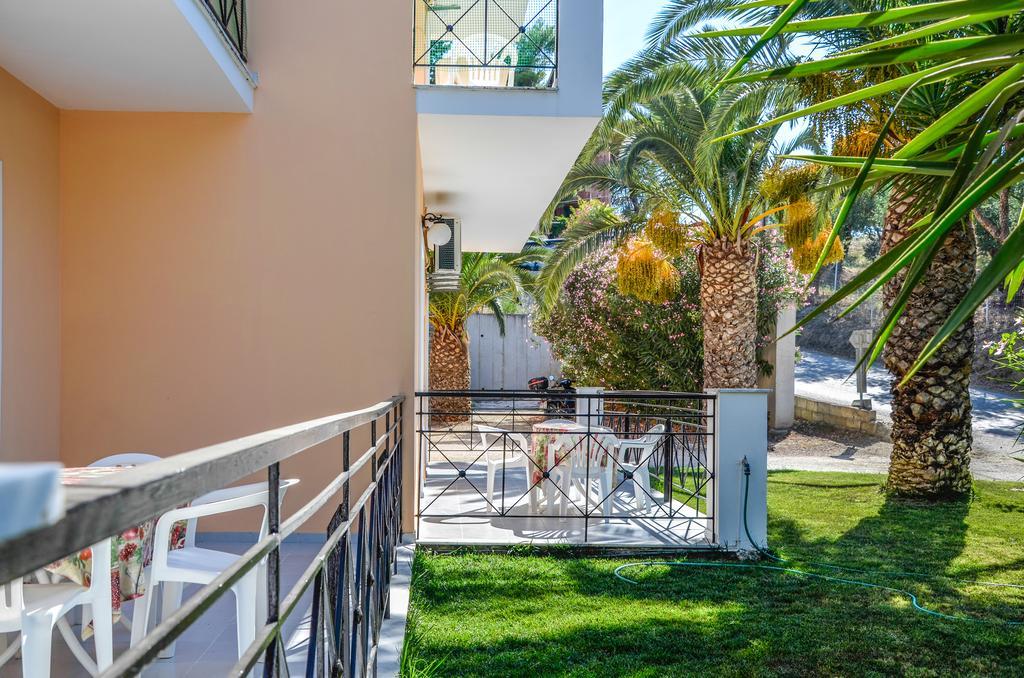 Olive Grove Apts Lithakia  Extérieur photo
